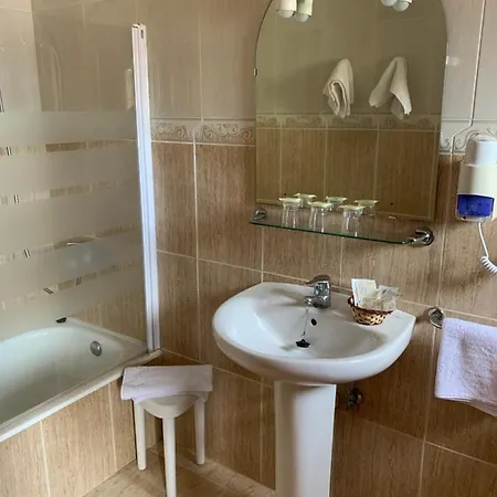 Tarull Szálloda 2*
